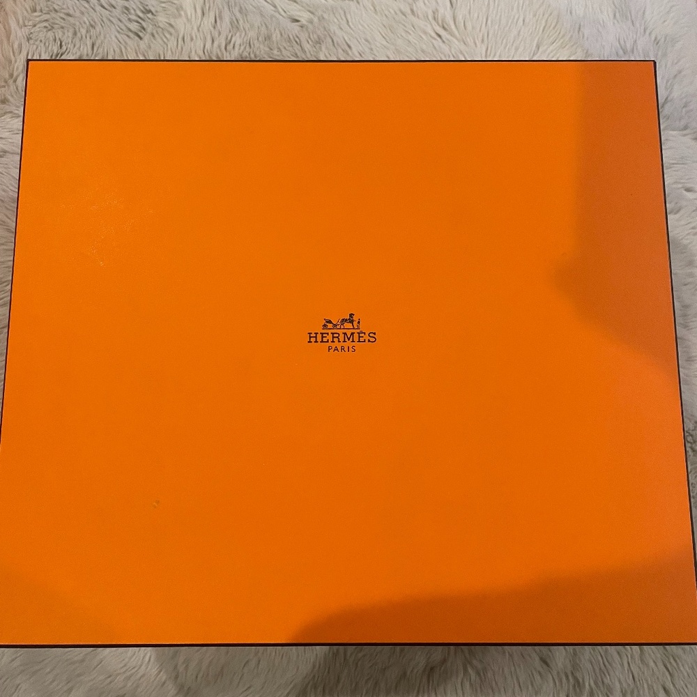 Authentic Extra Large Hermes Box for Gifting